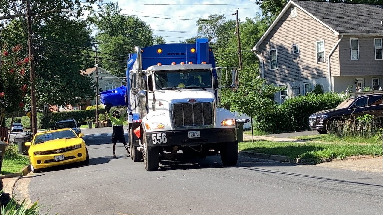 American Disposal Truck 556 on Recycle | Peterbilt McNeilus Rear Loader