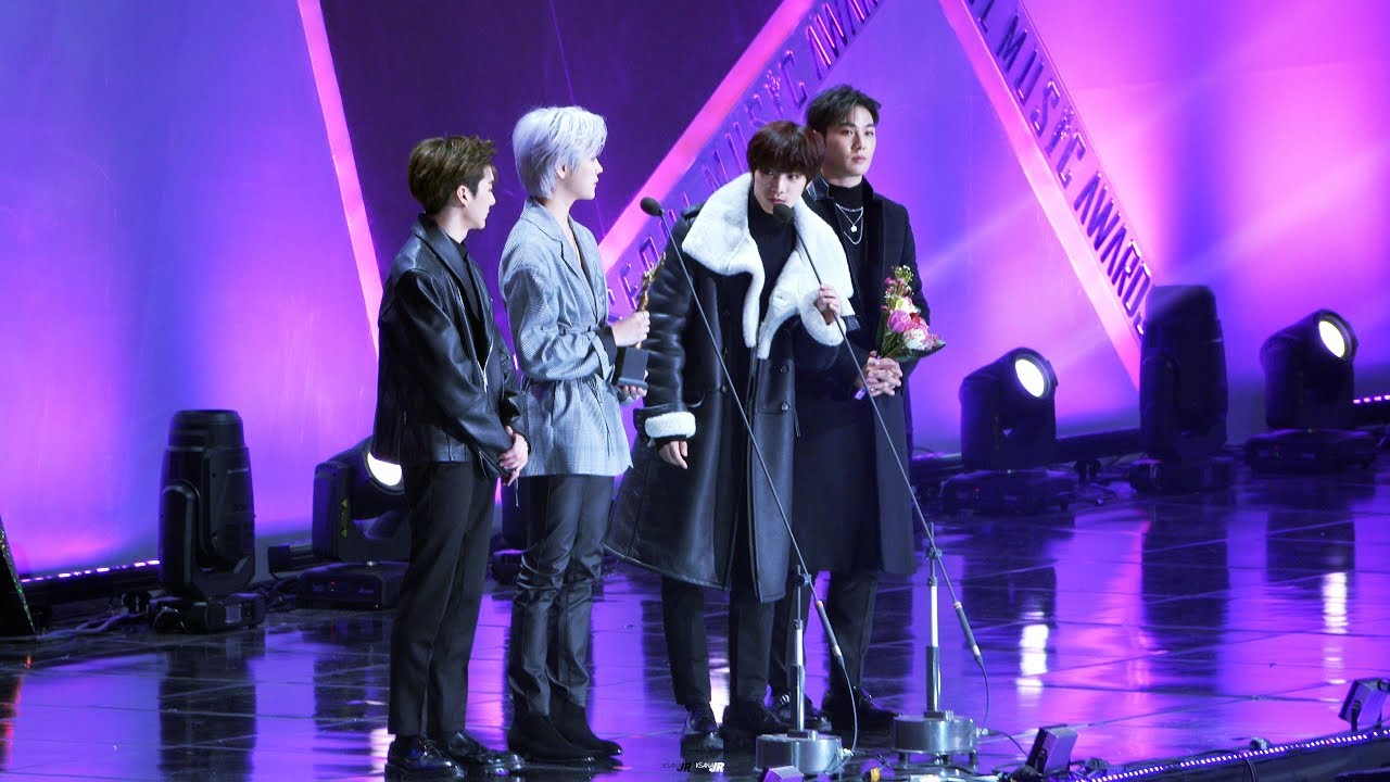 2019 하이원 서울가요대상 뉴이스트W 수상소감 & 무대후 돌아와서 대기석 part 3
