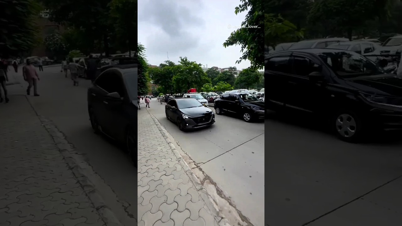 Hyundai Verna Black colour 