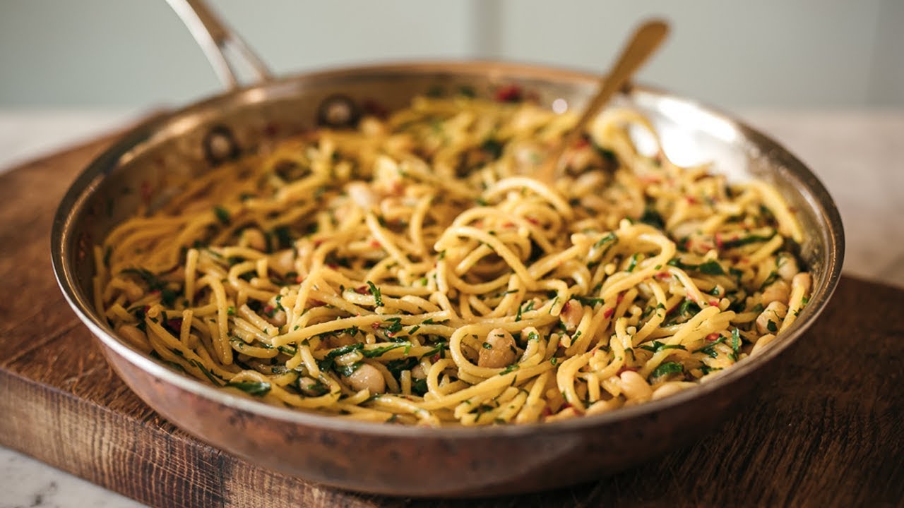 Przepis na MAKARON inspirowany AGLIO E OLIO - idealny do lunchboxa! | WegeTuba