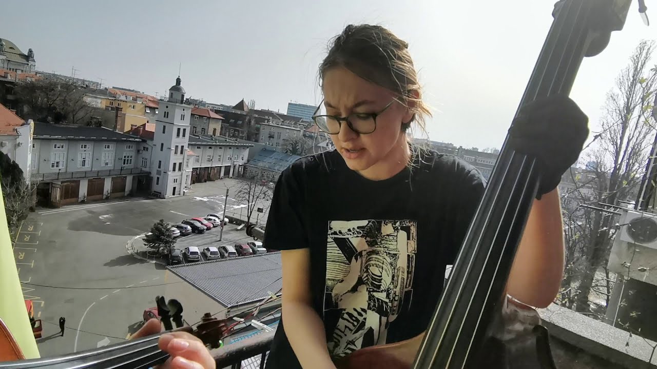 Gungula - Blue skies (balcony jam session)