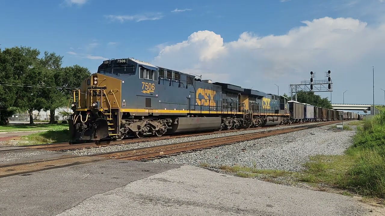 Heavy L729 Charges Up The Hill At Lakeland Connection With Bio20 Test Bed 7506 Leading