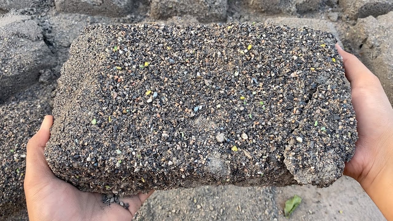 New oddlysatisfying crumbling of black stonecrush dry floor & water crumbling❤️❤️💙💙💦💦/#asmr #relax❤️