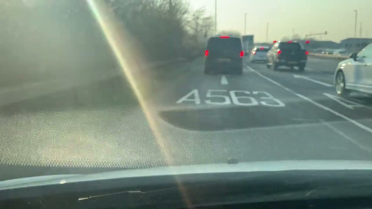 WIGSTON ,Enderby Route (M1,M69 ) Soar Valley way Traffic light junction