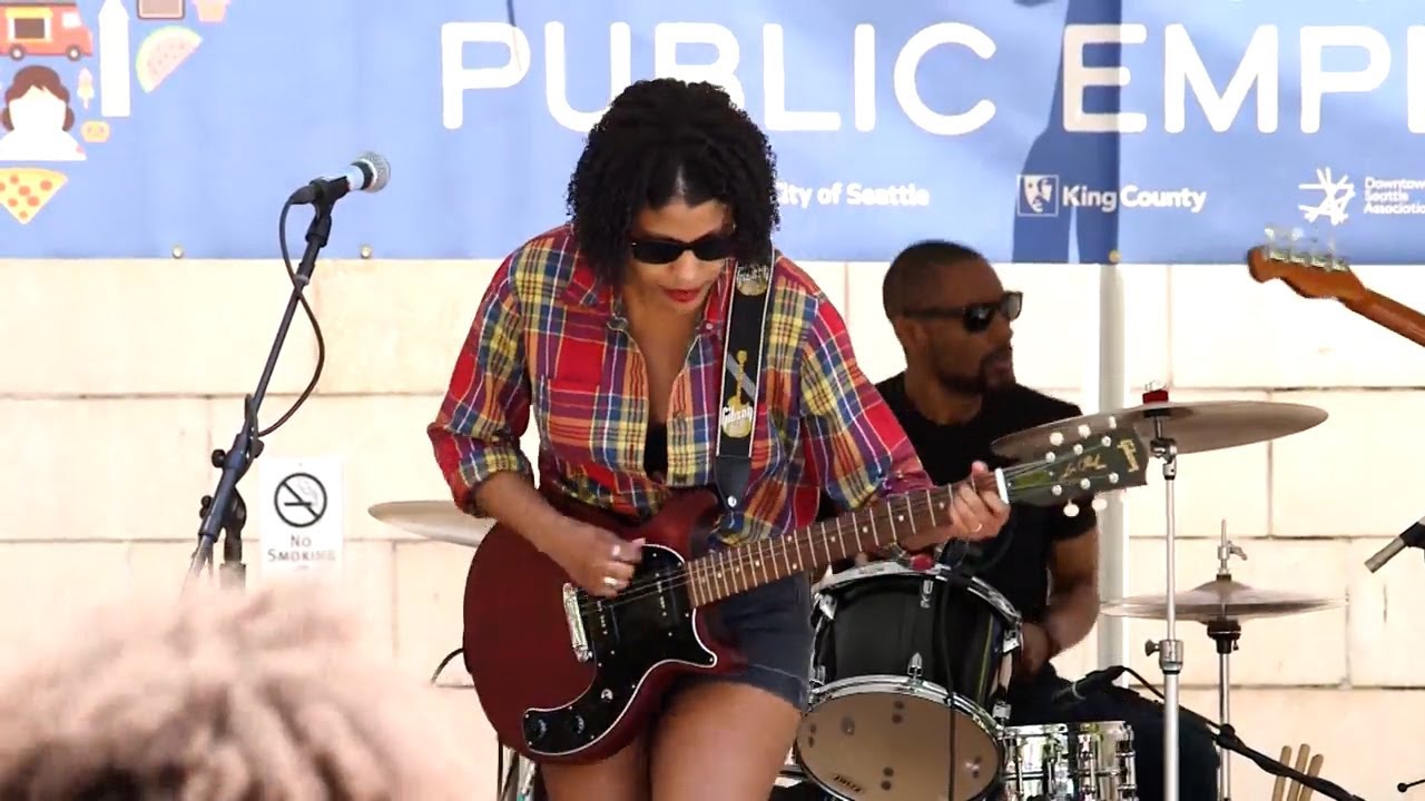 The Black Tones perform during Welcome Back Bash