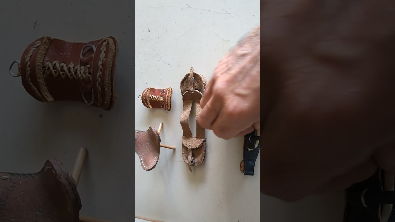 Miniaturas feita de couro , coleção particular!parte 2