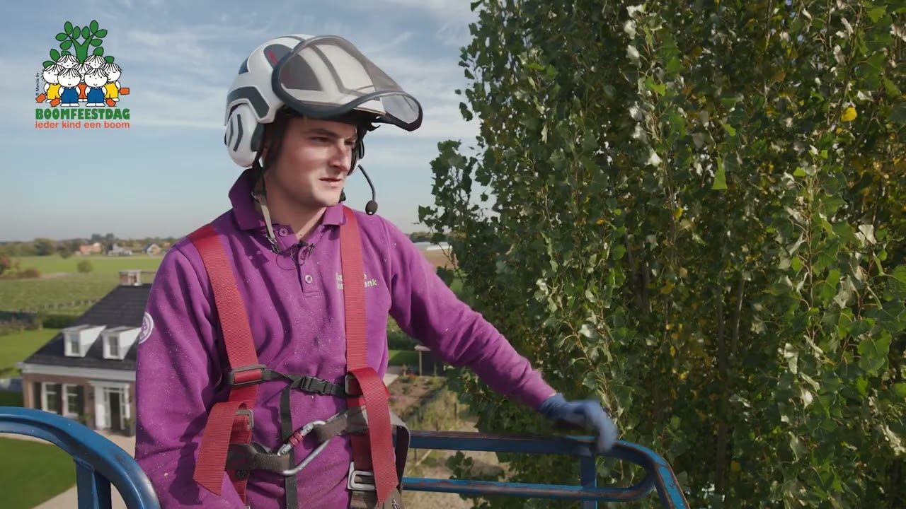 12) Moos Hendrix – European Treeworker