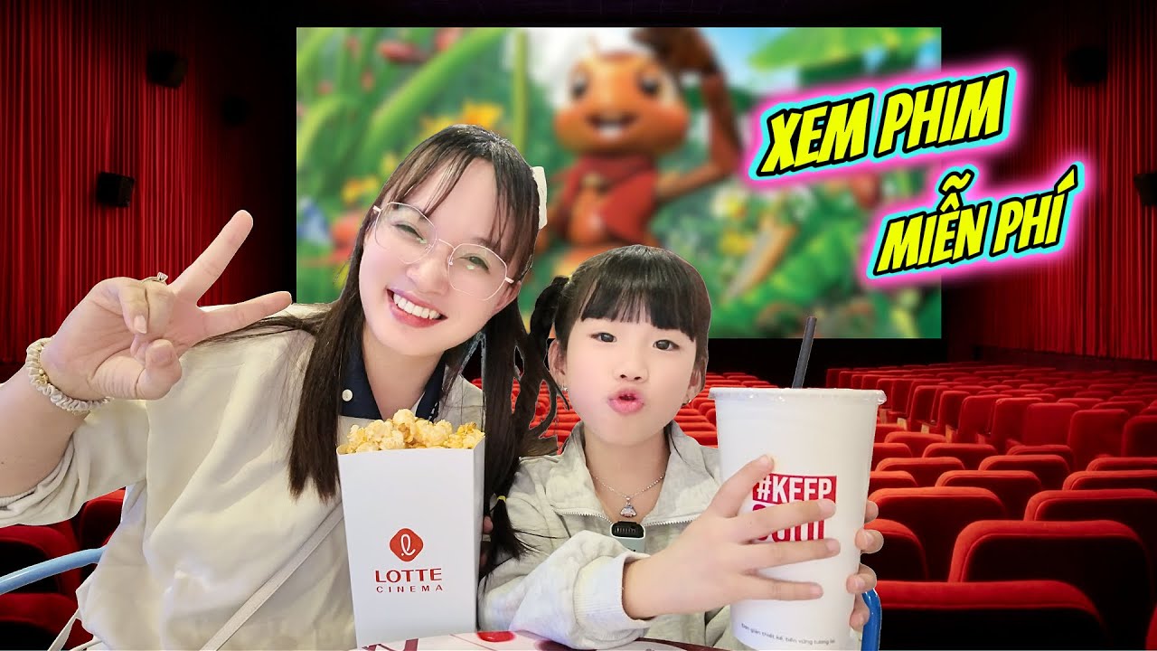 Mẹ Huế Dẫn MiMi Đi Xem Phim Miễn Phí Tại Rạp Chiếu Phim - Lần Đầu Xem Phim Miễn Phí Sẽ Thế Nào?