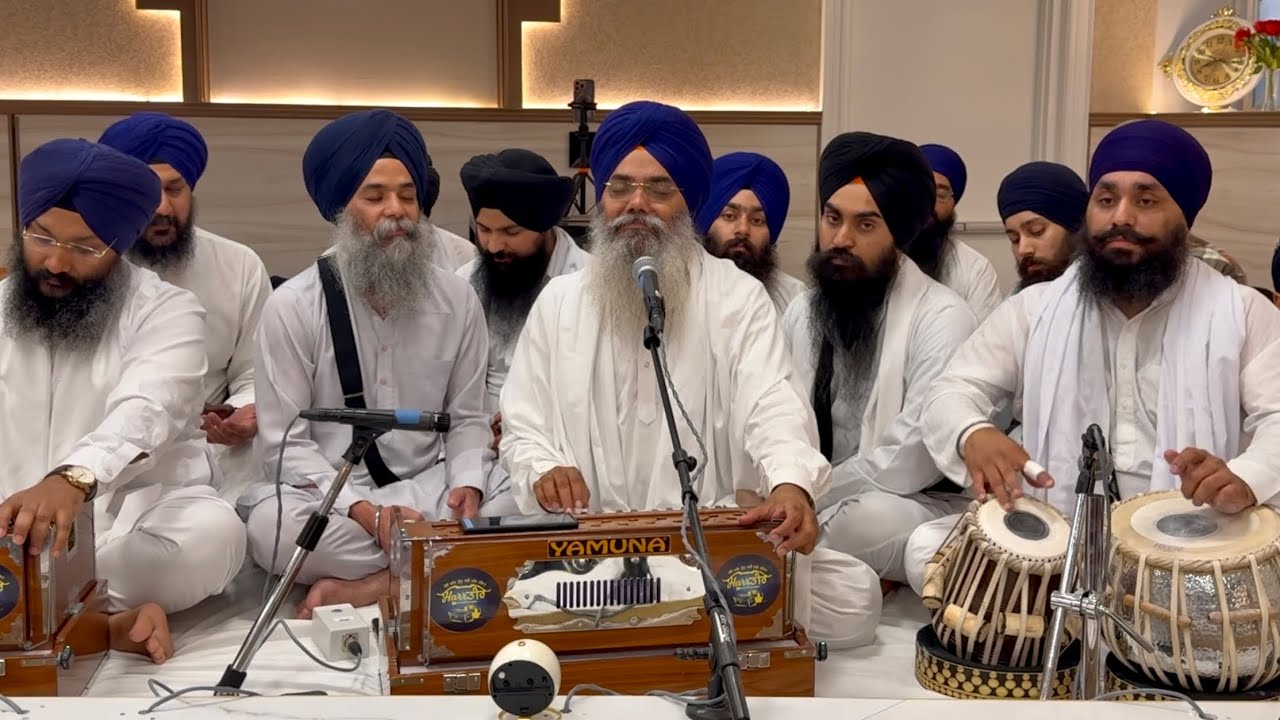 Gurdwara Sikh Sangat Live - Bhai Manpreet Singh Jee Kanpuri Kirtan Simran Brampton Canada