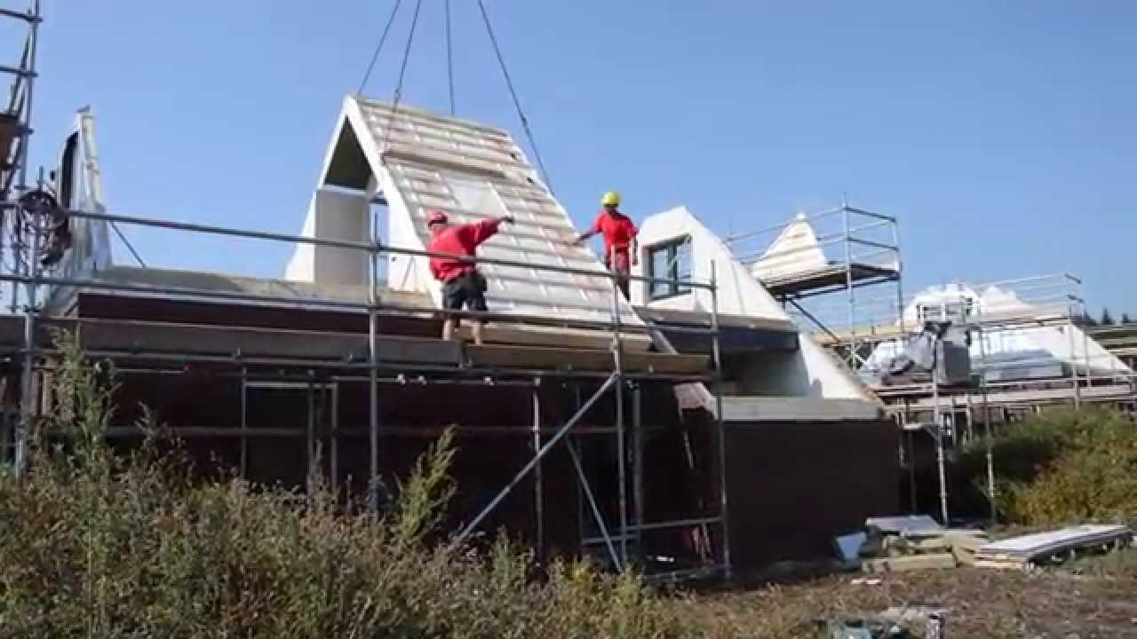 Vadeko | Plaatsen houtskeletbouw prefab kap op recreatiewoning