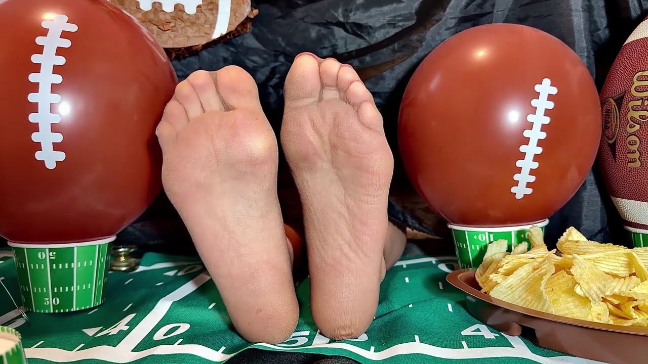 FeetFinder- JescisFeet Big Game Nylon Soles