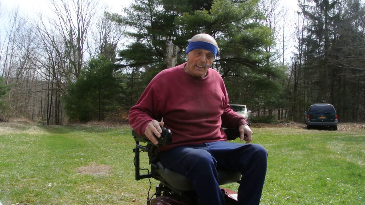 Free Craig's List Electric Wheel Chair, and a little crash!