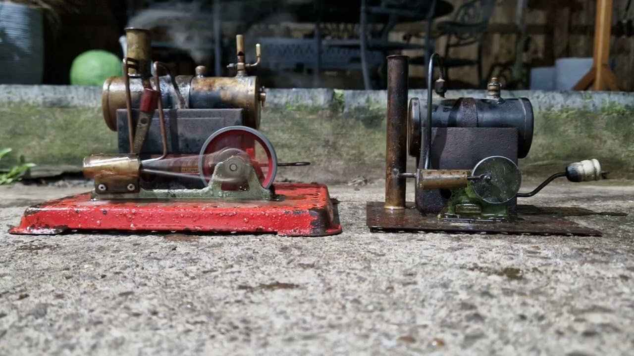A 1946 Mamod SE1 & A 1970s Mamod SE2A Run!