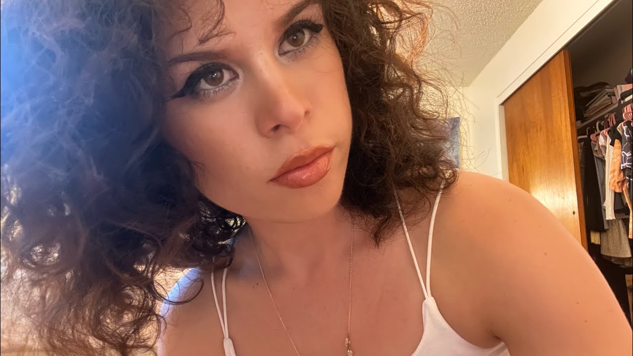 Lo-Fi ASMR ramble/playing with jewelry