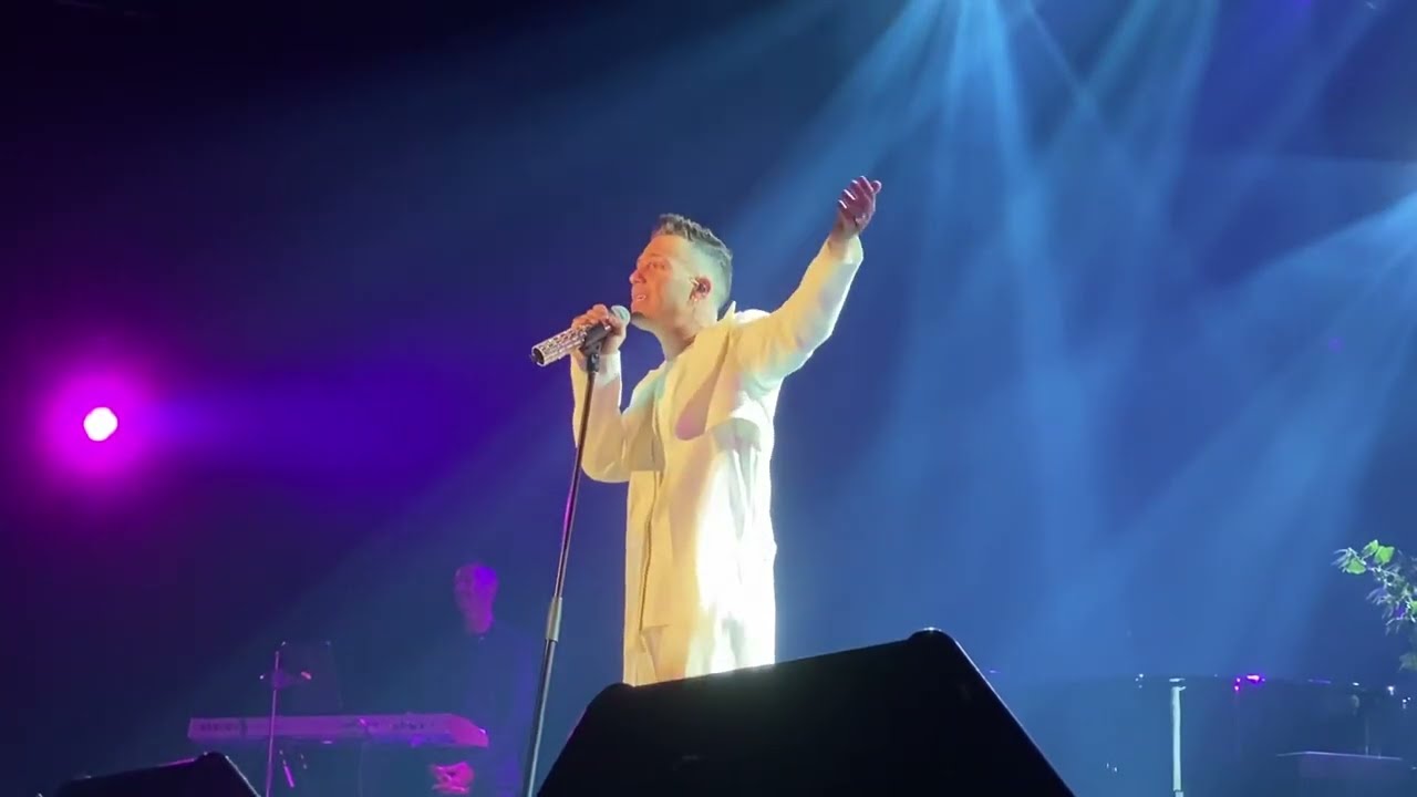 Anthony Callea - The Prayer - Live & Talking about Weddings
