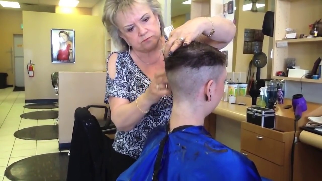 Jesse: She Gets a Super Short Pixie (YT Original)