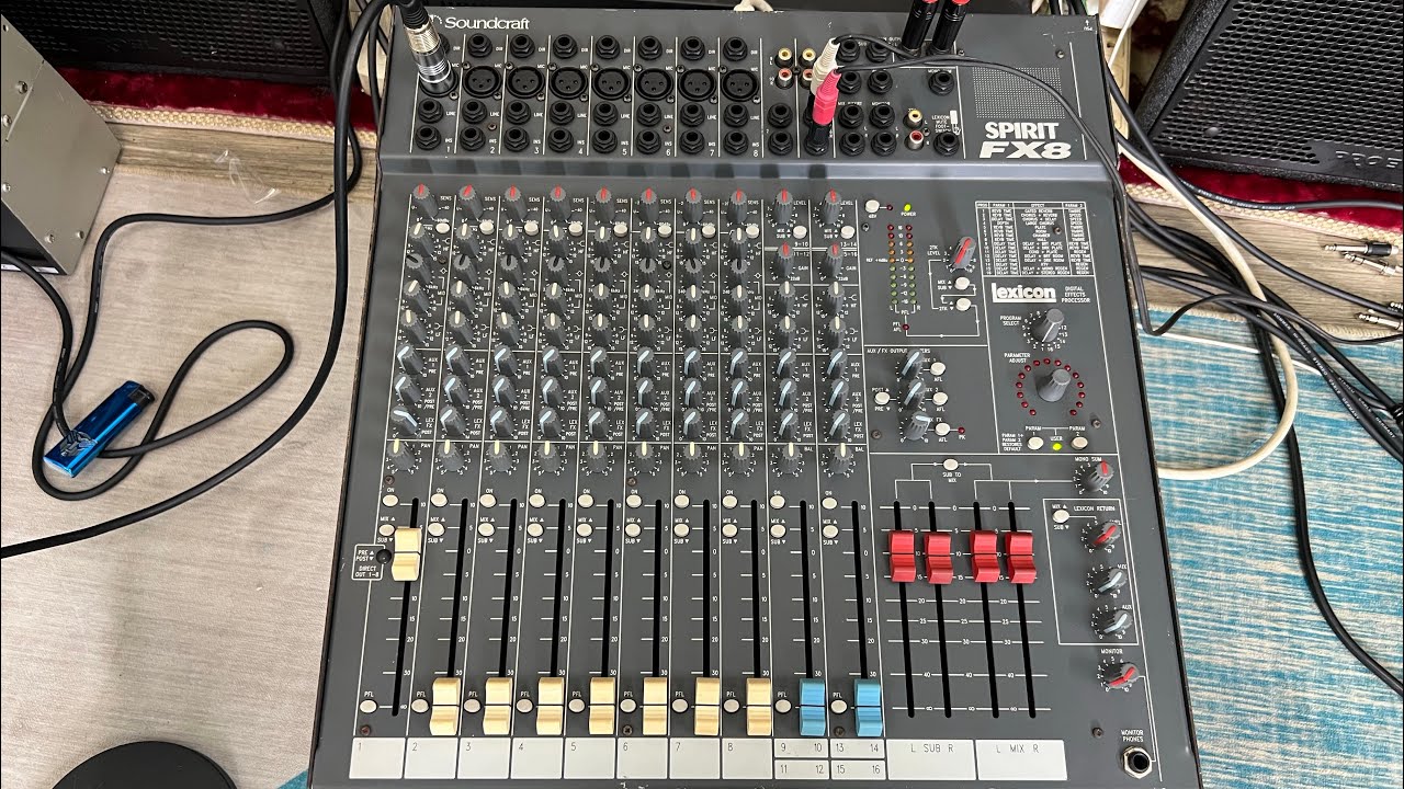 Mixer soundcraft spirit fx8 bãi Anh Quốc giá thanh lý