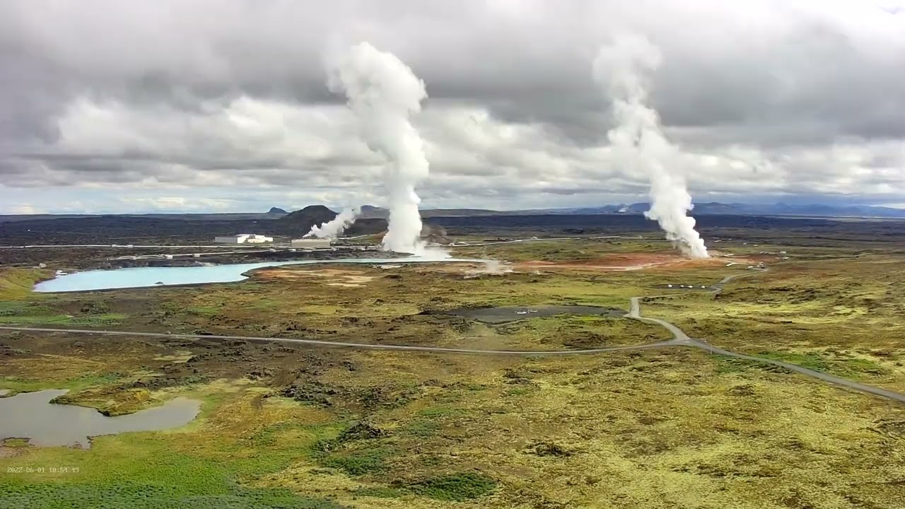 Reykjanesviti, June 1 2022 - 24 hours in 2 minutes