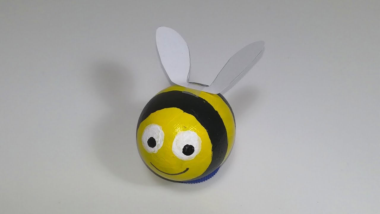 como PINTAR UN HUEVO DE ABEJA