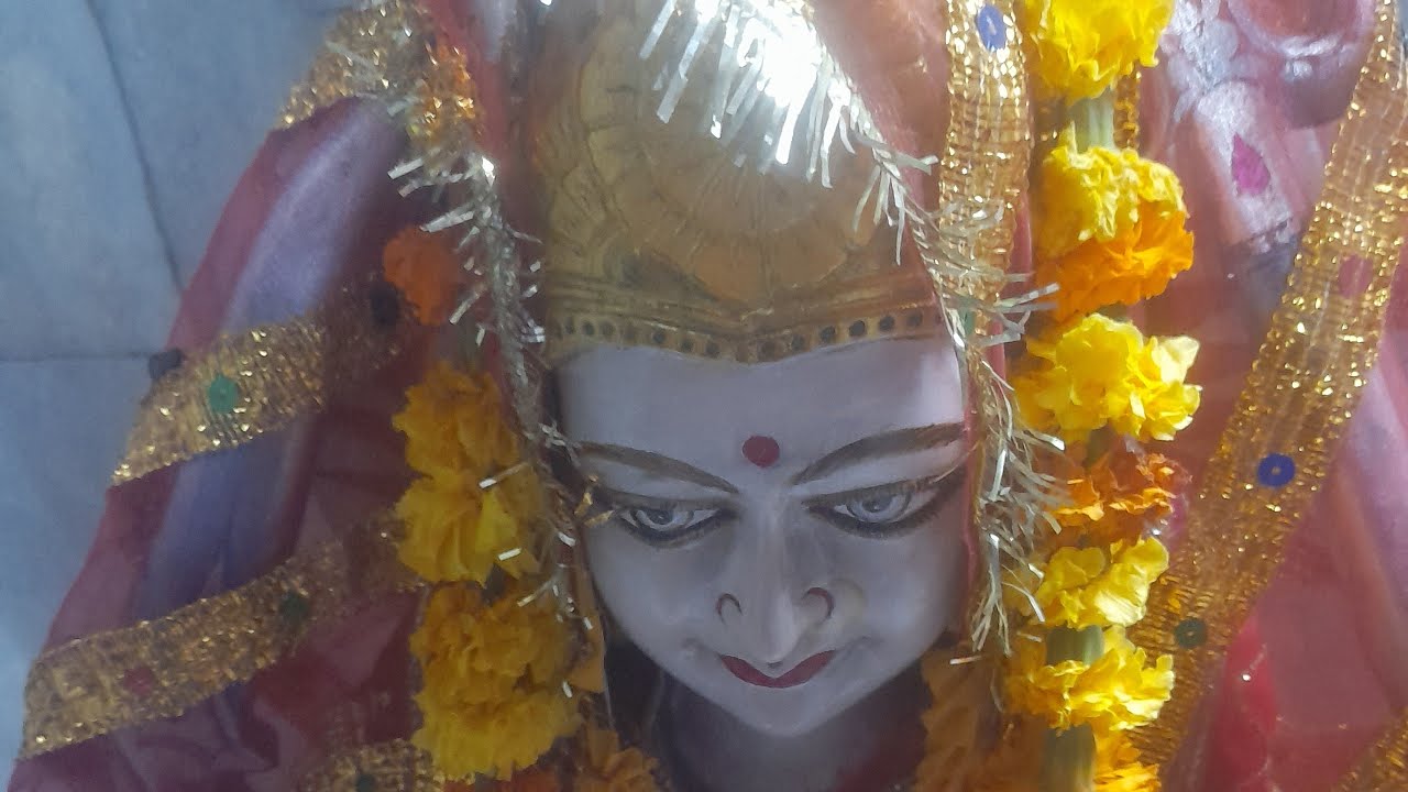 बहुत ही शांत स्वभाव चाहिए रिश्ते को निभाने के लिए छल कपट से तो सिर्फ महाभारत रची जा सकती है श्री