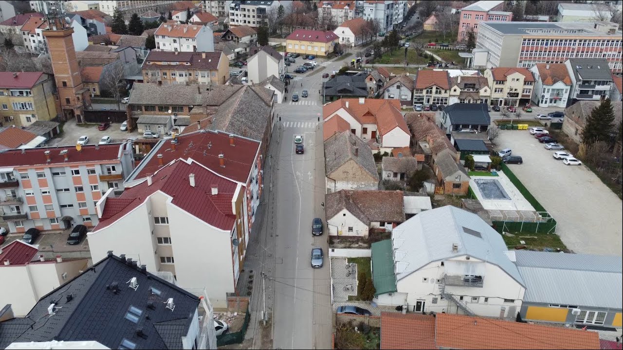 Sremska Mitrovica kakvu niste videli - Vodnom ulicom