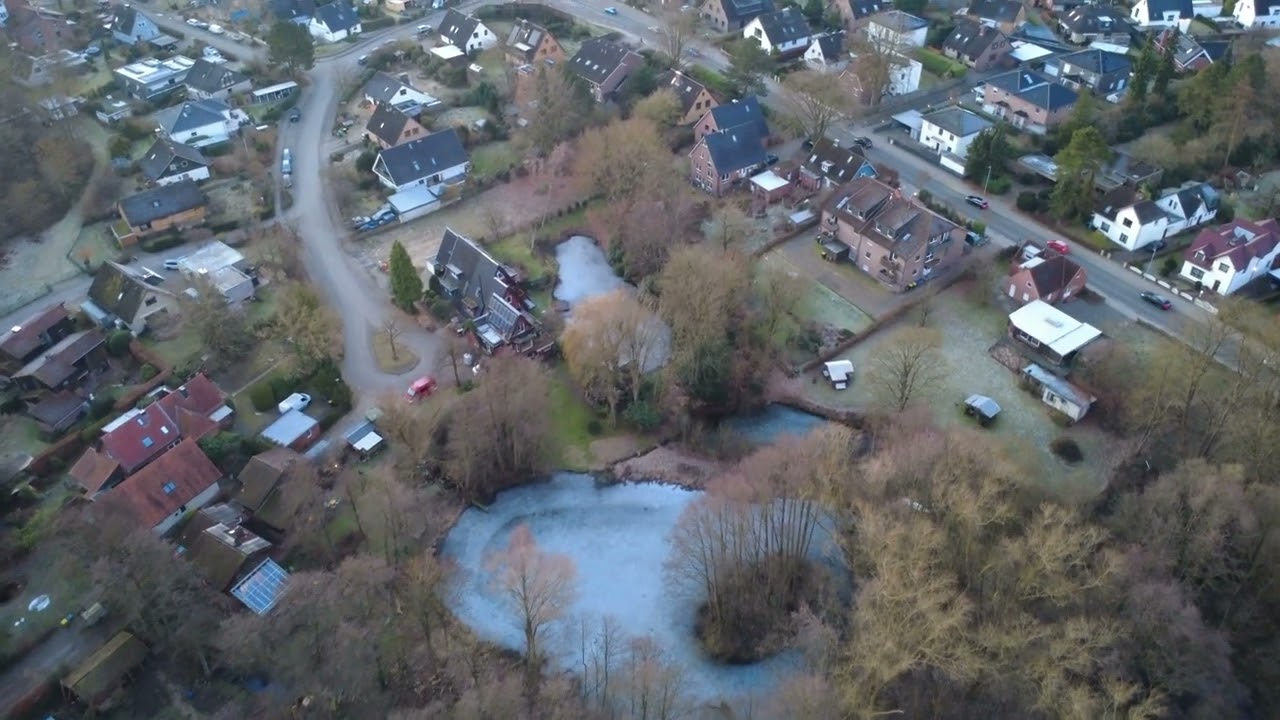 Flug 120.2 - DJI 0160 Garten, BüTeich