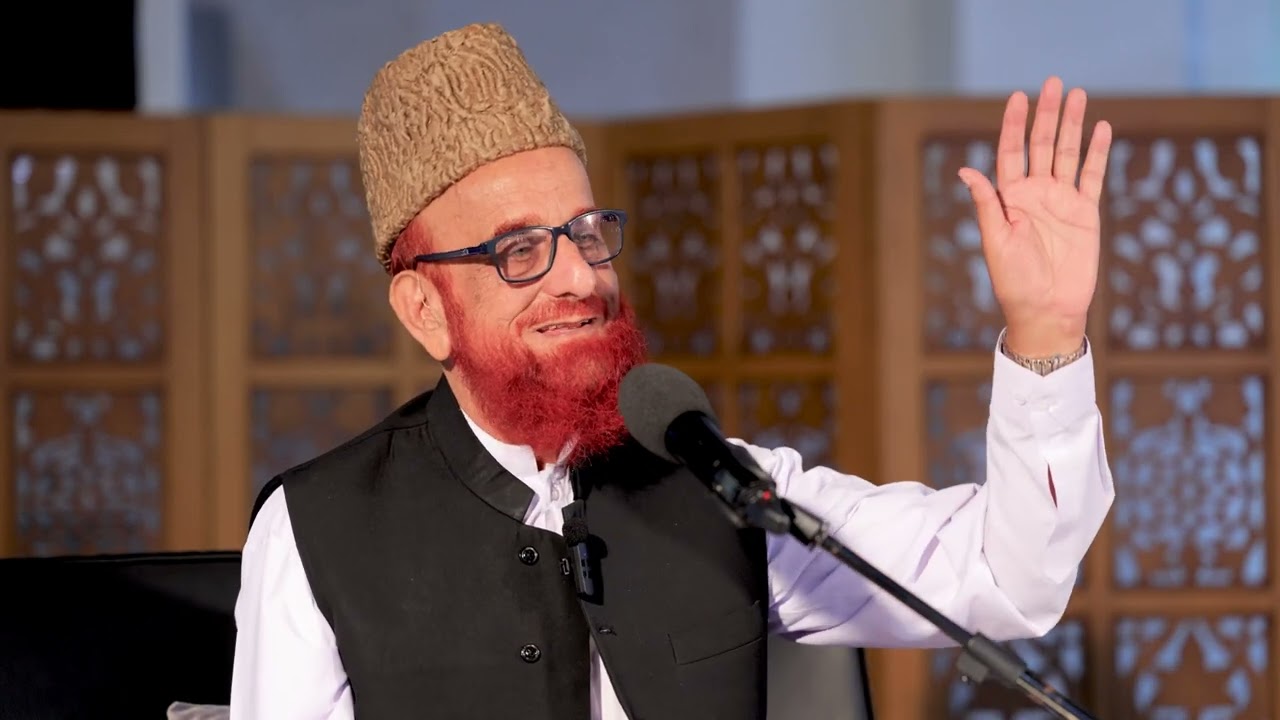 Mufti Munib-ur-Rehman Sb addressing students of Jamia-tul-Mustafa