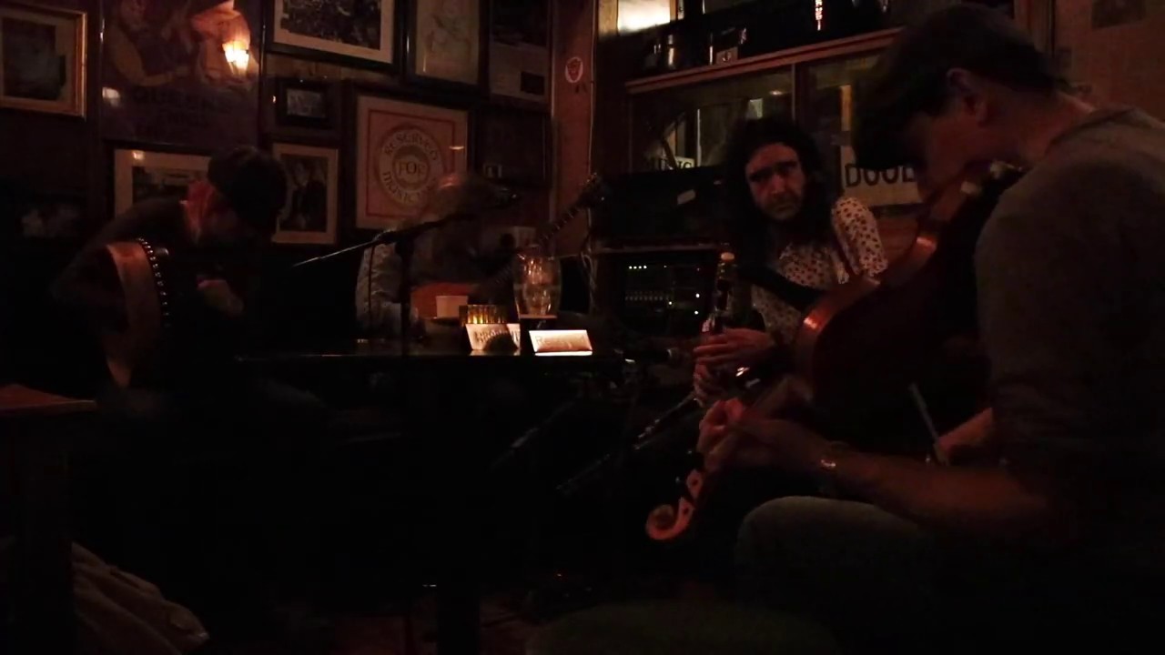 Irish Pub Jam - McGann's Pub, Doolin Ireland