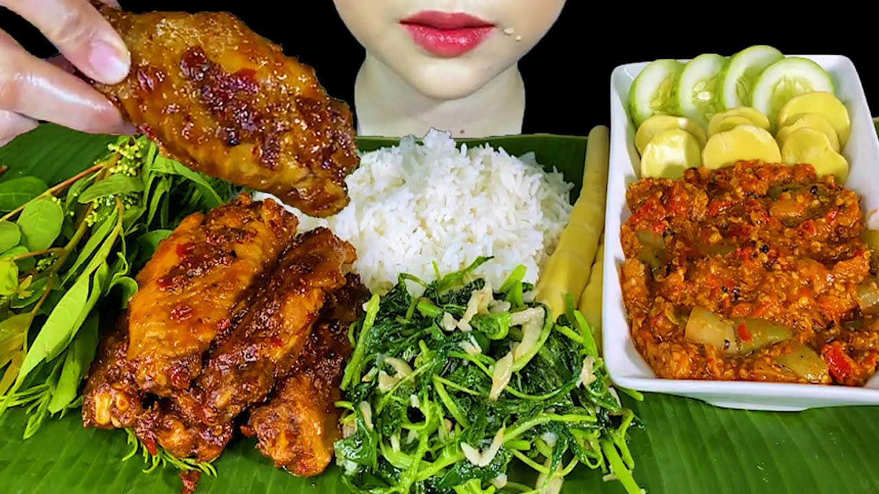 CHICKEN WINGS CURRY, STIR FRIED GREEN AMARANTH LEAVES, SPICY YUM MEKEUA YOW, JENGKOL