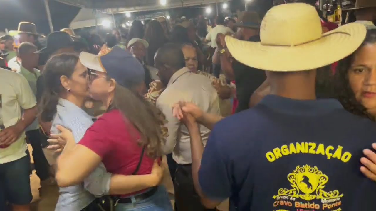 Nandinho dos teclados o Cowboy do forró !  Barrerinho Urandí-Ba#sertãobaianoéshow 