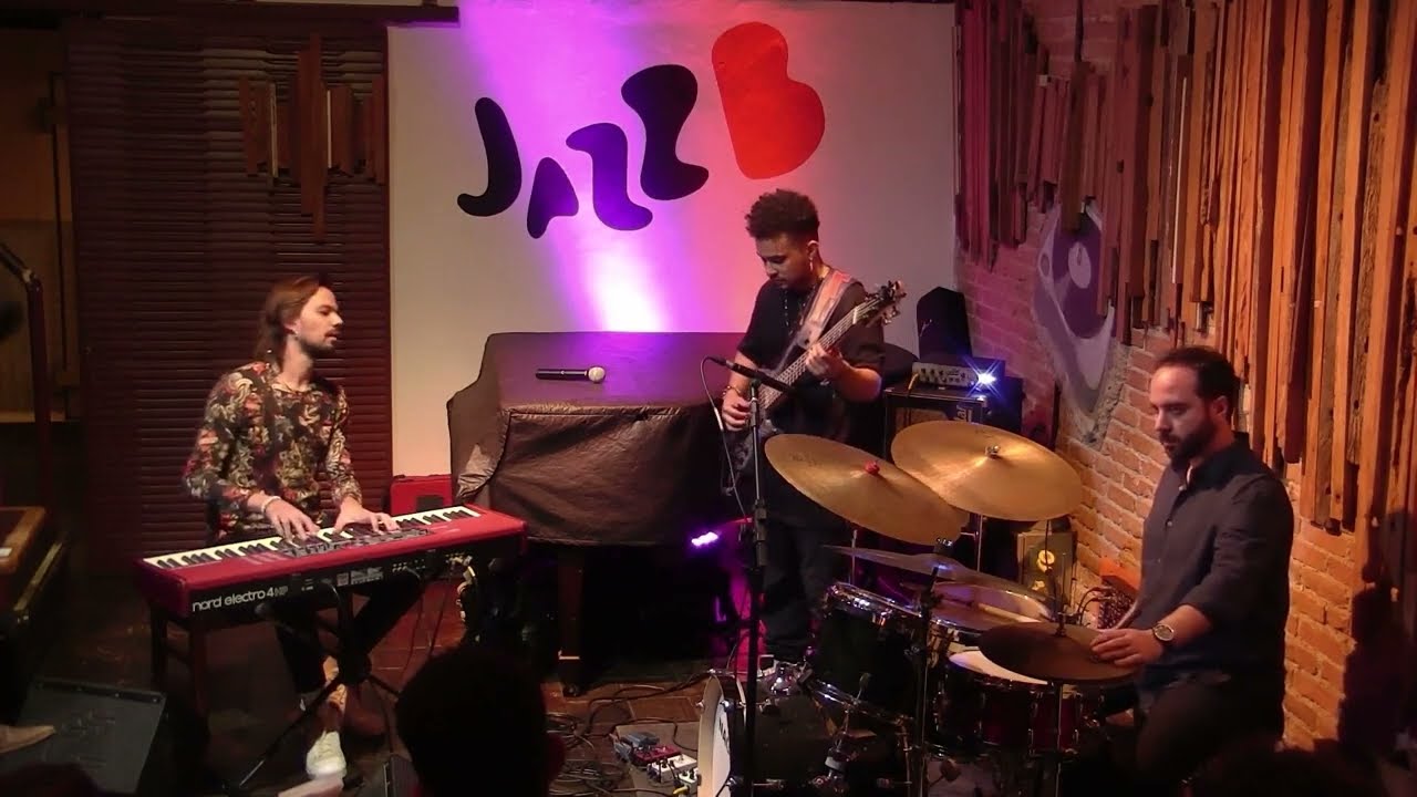 SALOMÃO SOARES, MICHAEL PIPOQUINHA E JONATAS SANSÃO - AO VIVO NO JAZZB