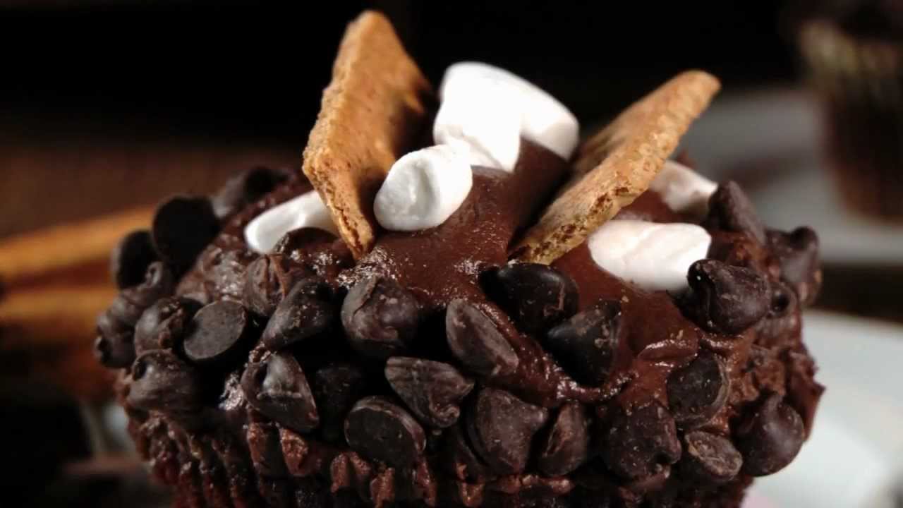 Crumbs Bake Shop - Boston (Phantom Gourmet)