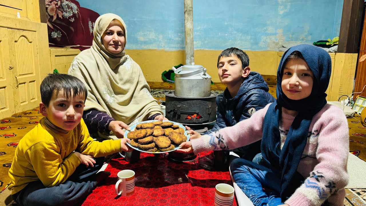 Homemade Winter Special Snacks Recipe in Mountain || Village style ||