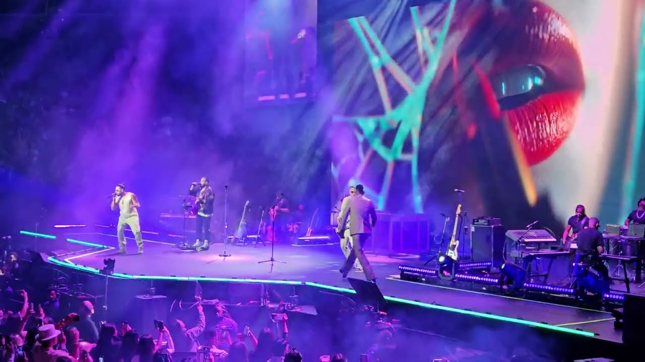 Aventura 2024 Cerrando Ciclos  1er Concierto video 1/4 Sacramento California