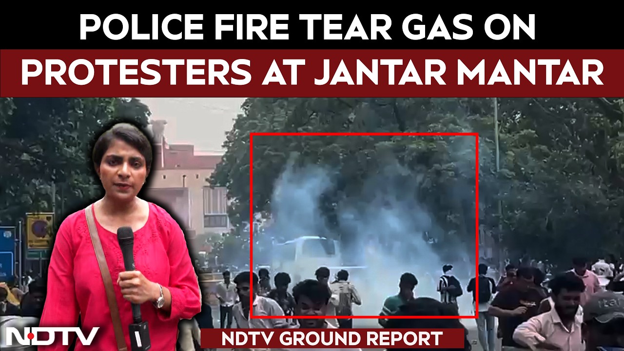 CJP Jantar Mantar Protests LIVE | Police Fire Tear Gas, Lathicharge Protesters At Jantar Mantar