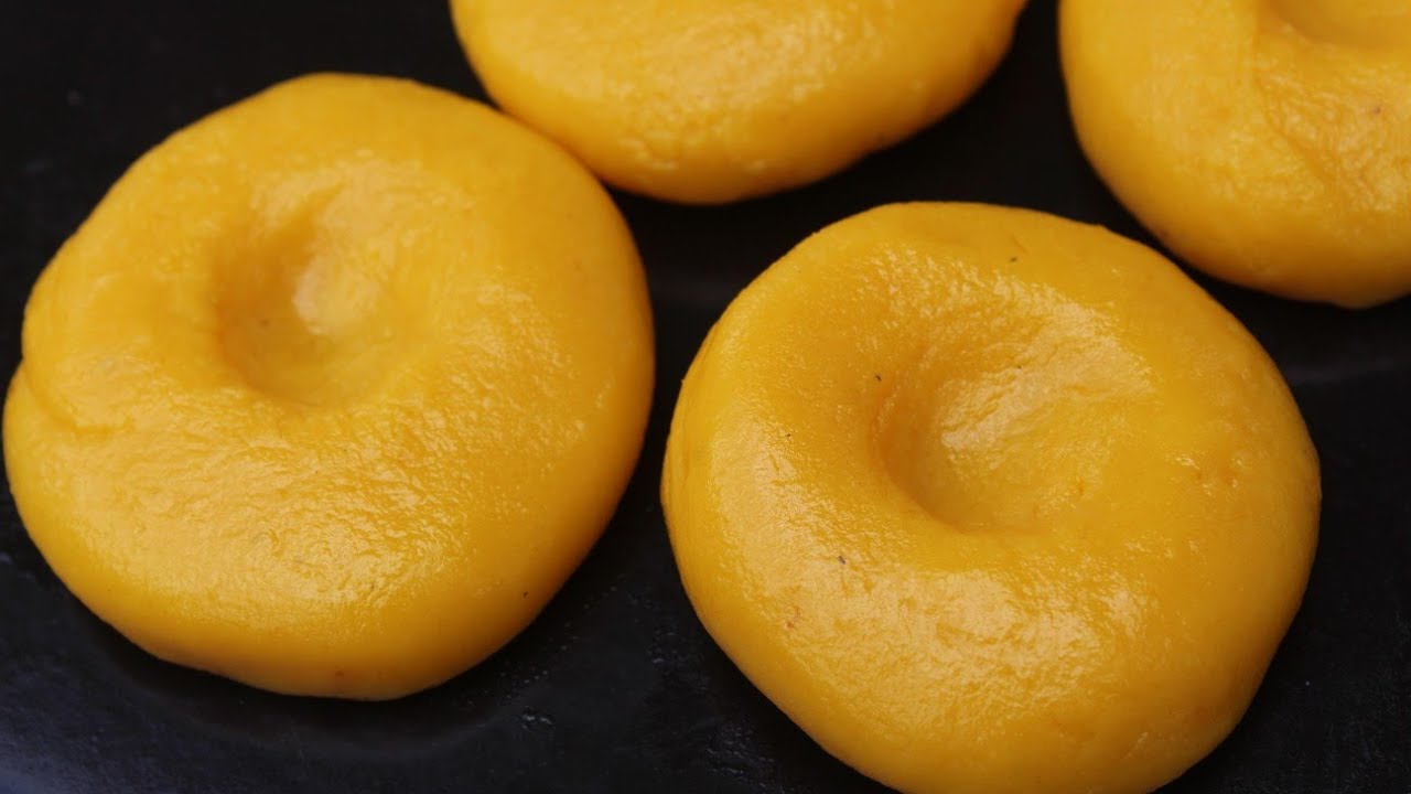 മംഗോ പേട /Mango Peda malayalam /Mango Peda Recipe /Bakery style peda recipe