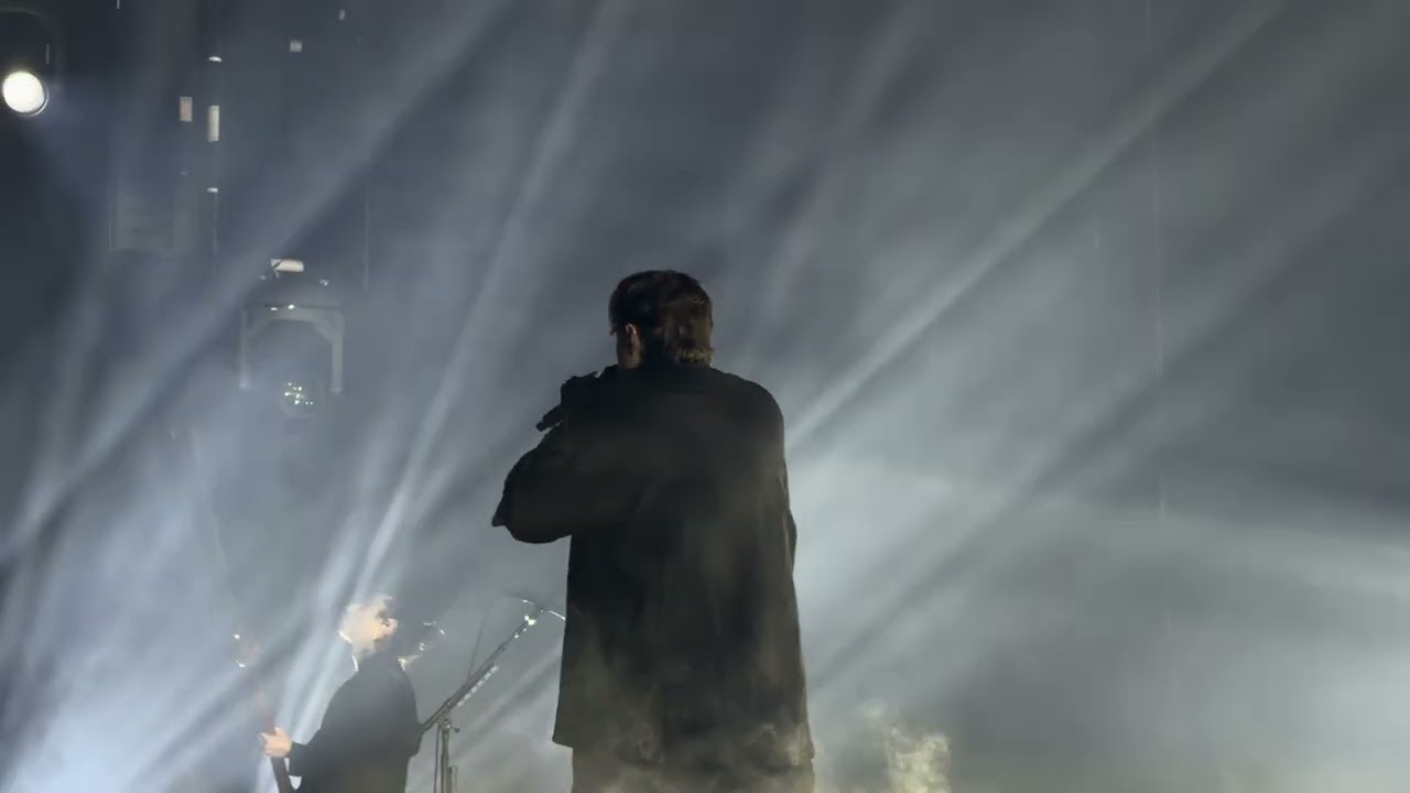 Bad Omens – Intro & Specter | FRONT ROW (Live in Dublin | 21.11.2025 | 4K)