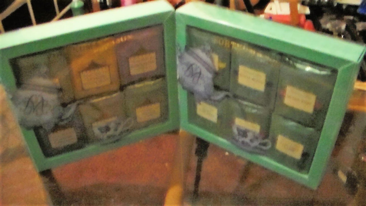 The Tea Drinker: Fortnum and Mason's Classic World Teas & Famous Teas