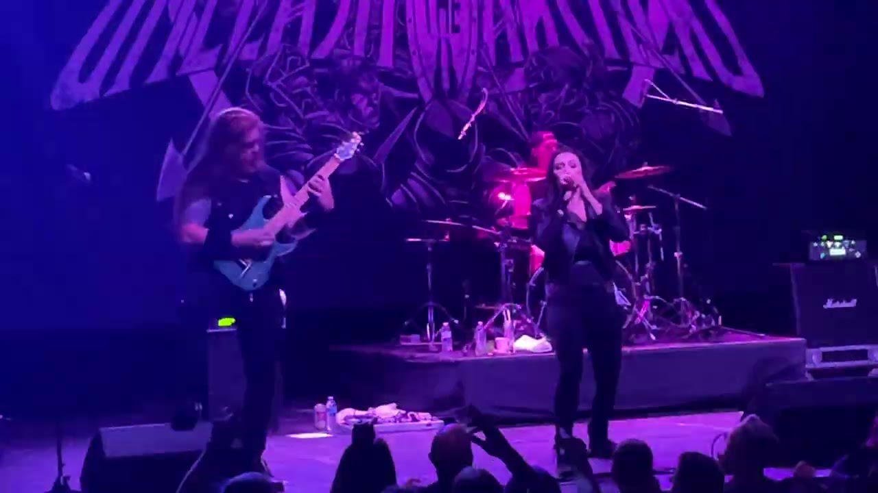 Unleash the Archers - Faster Than Light (live at ProgPower XXII)