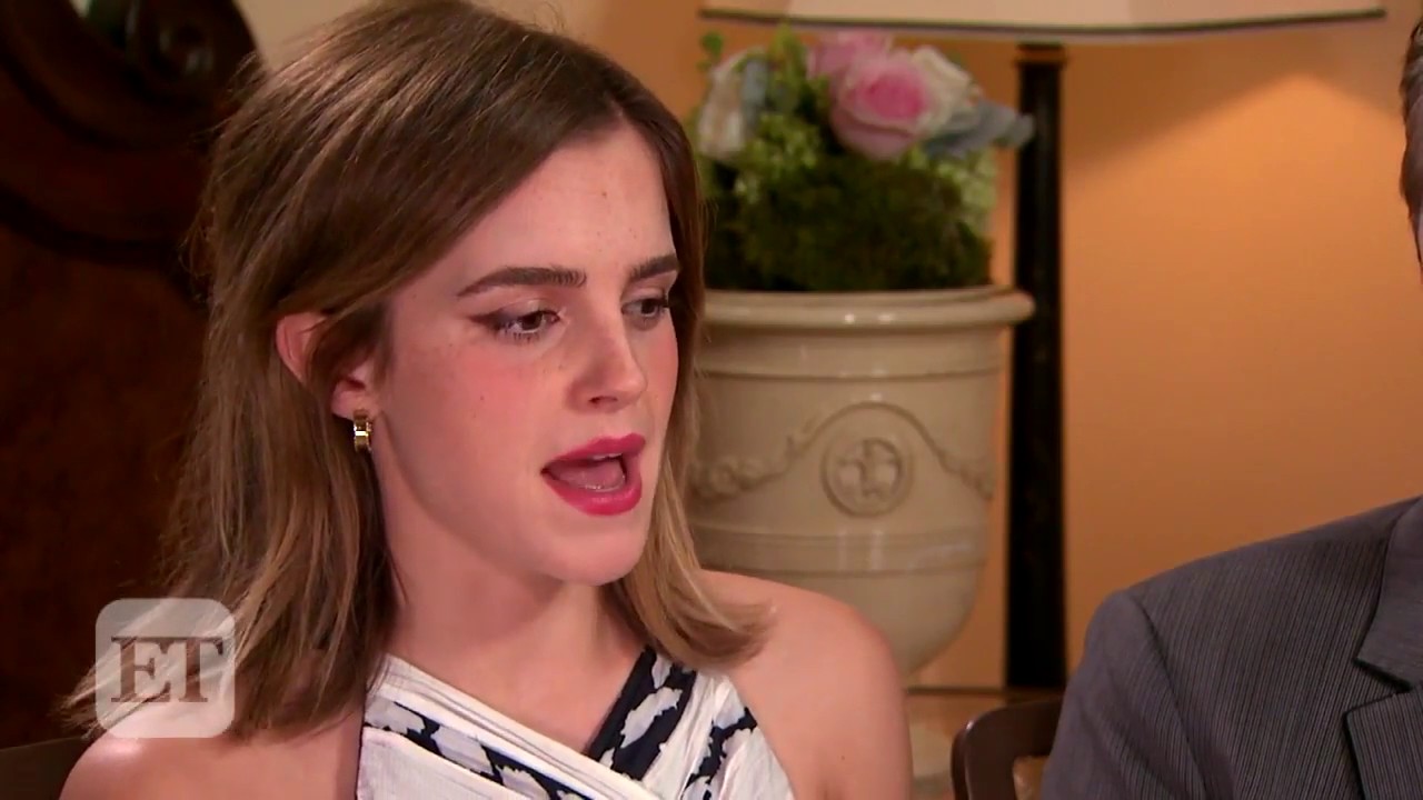 Emma Watson Says the 'Harry Potter' Cast Has a Group Text Chain Going!