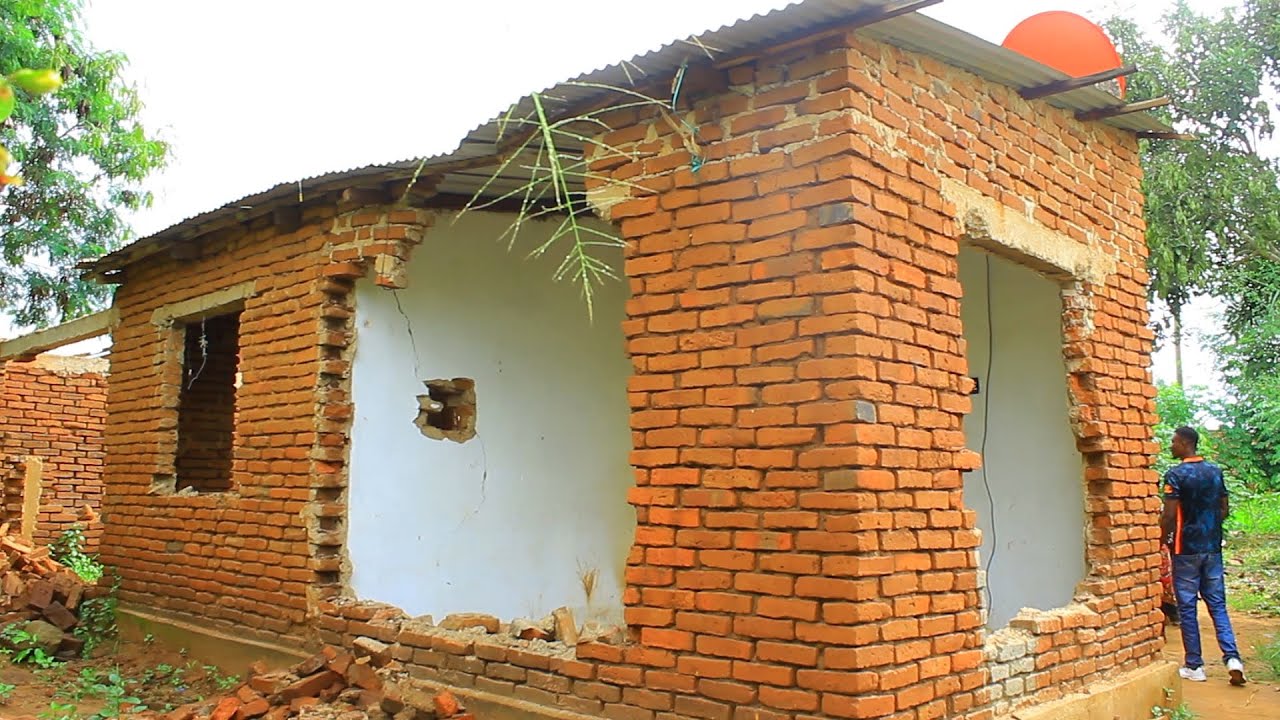 MAPYA: ALIYEBOMOA NYUMBA KISA MADENI YA MKEWE, MKE AFUNGUKA 