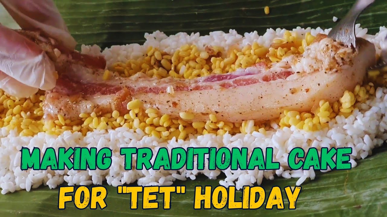 Making traditional cakes and watches fireworks to welcome the Lunar New Year