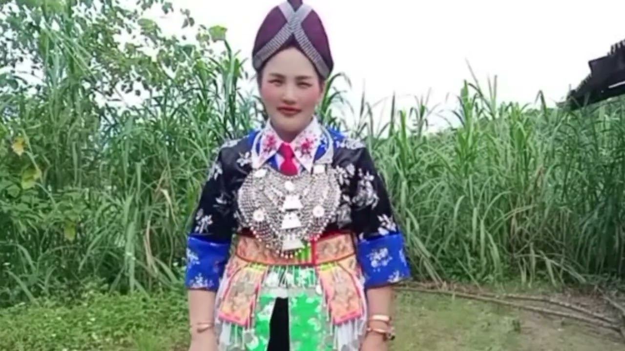 Lis Xyooj tshuab ib zaj Raj rau Kaj Siab Muas tso YouTube