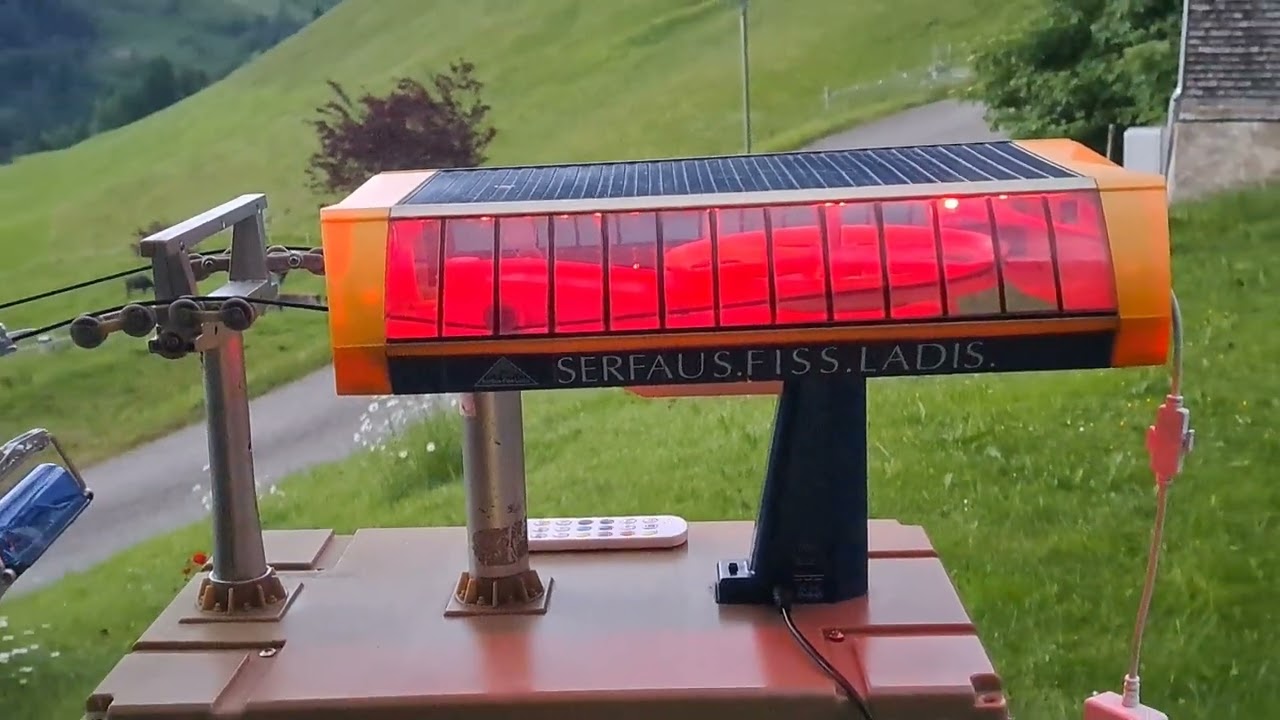 Jägerndorfer seilbahn serfaus fiss ladis Maßstab 1 32 mit Beleuchtung Rot  Blau fernbidinung