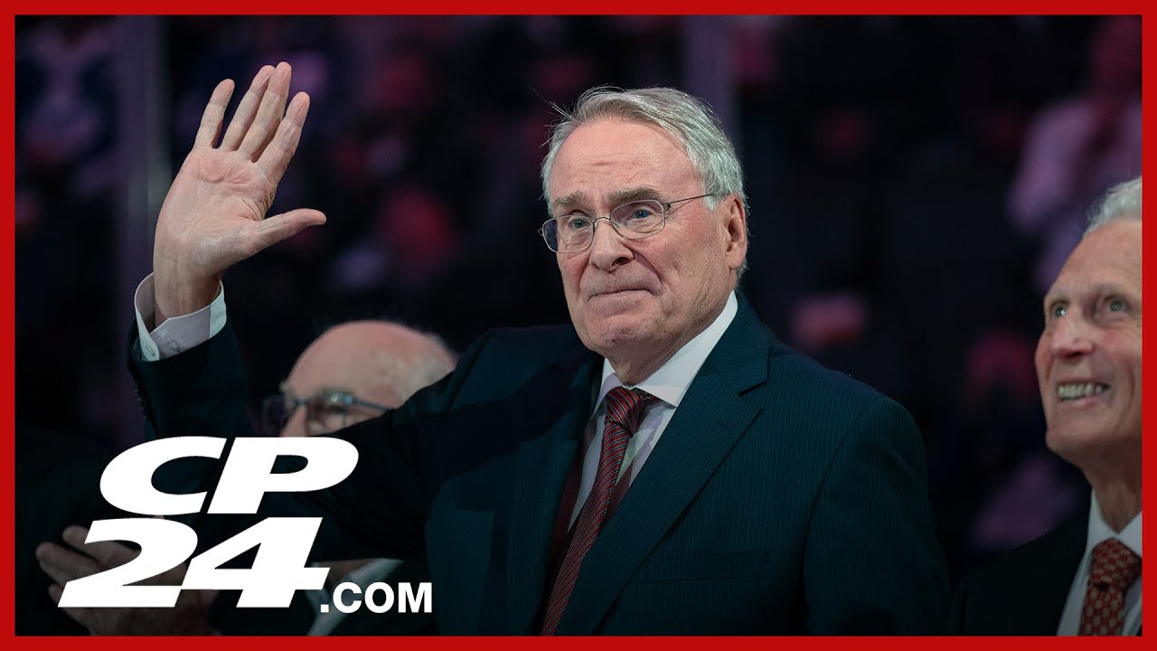 Canadian hockey legend Ken Dryden dies after battle with cancer