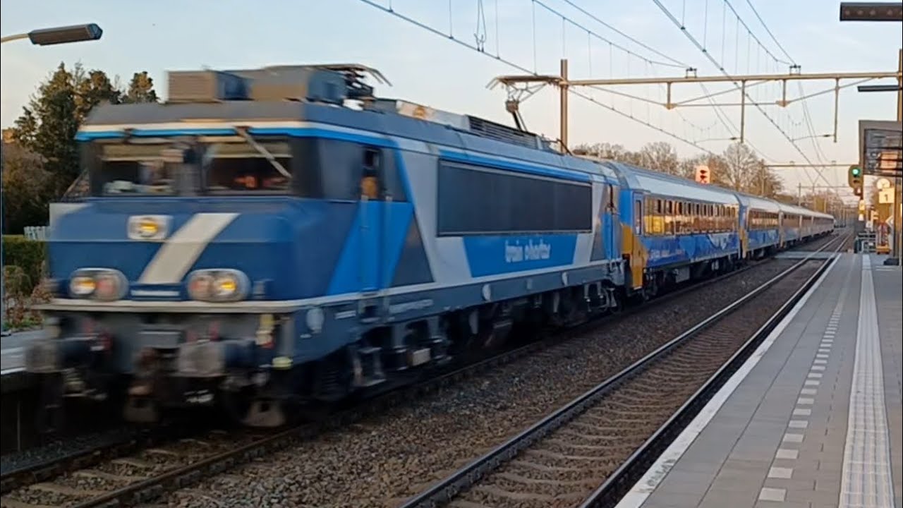 TCS 101002  komt met Testrit GoVolta langs station Twello 