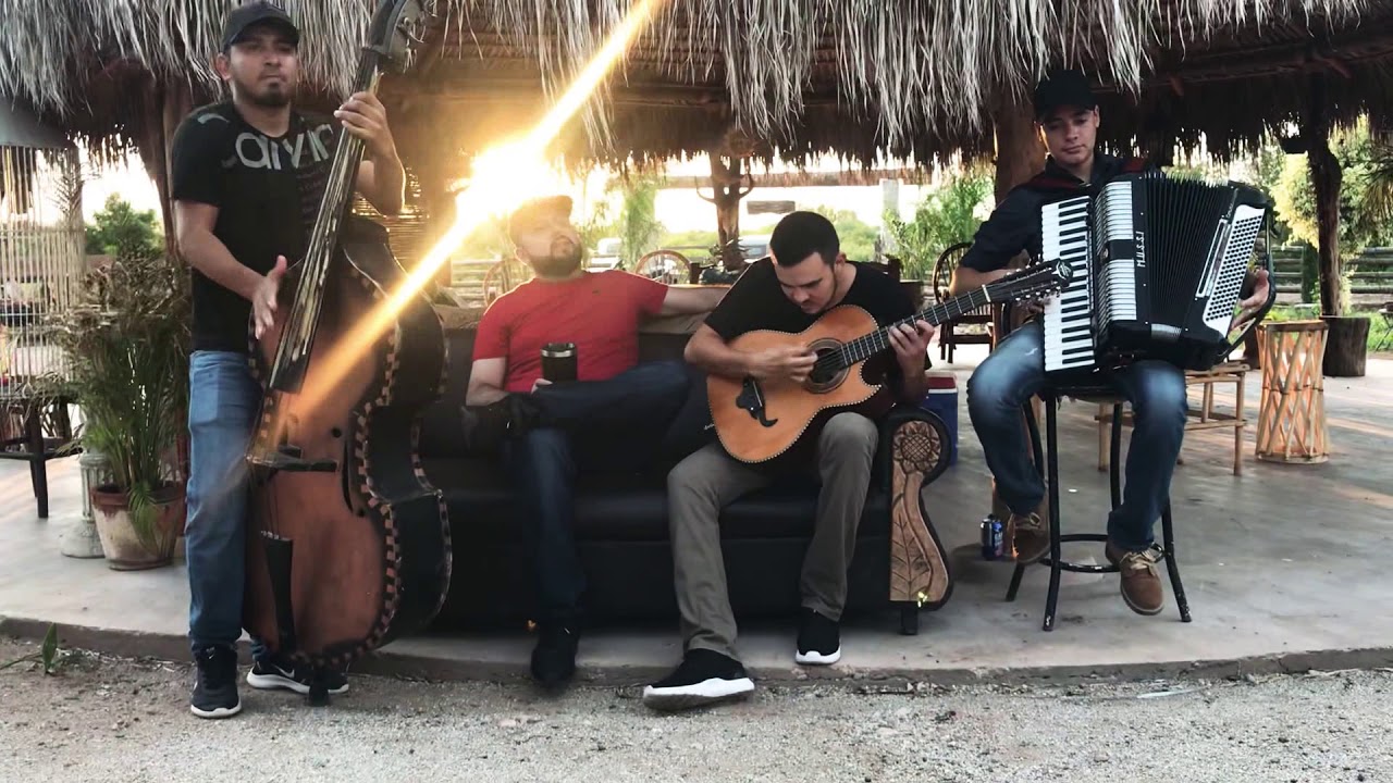 ALEJANDRO LIRA “A MIS ENEMIGOS”
