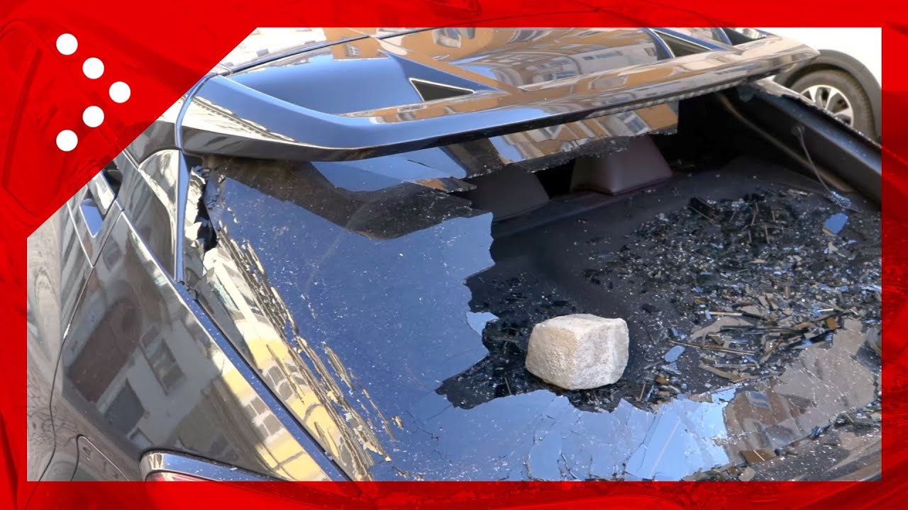 Torino, mattina dopo anarchici: decine di auto danneggiate