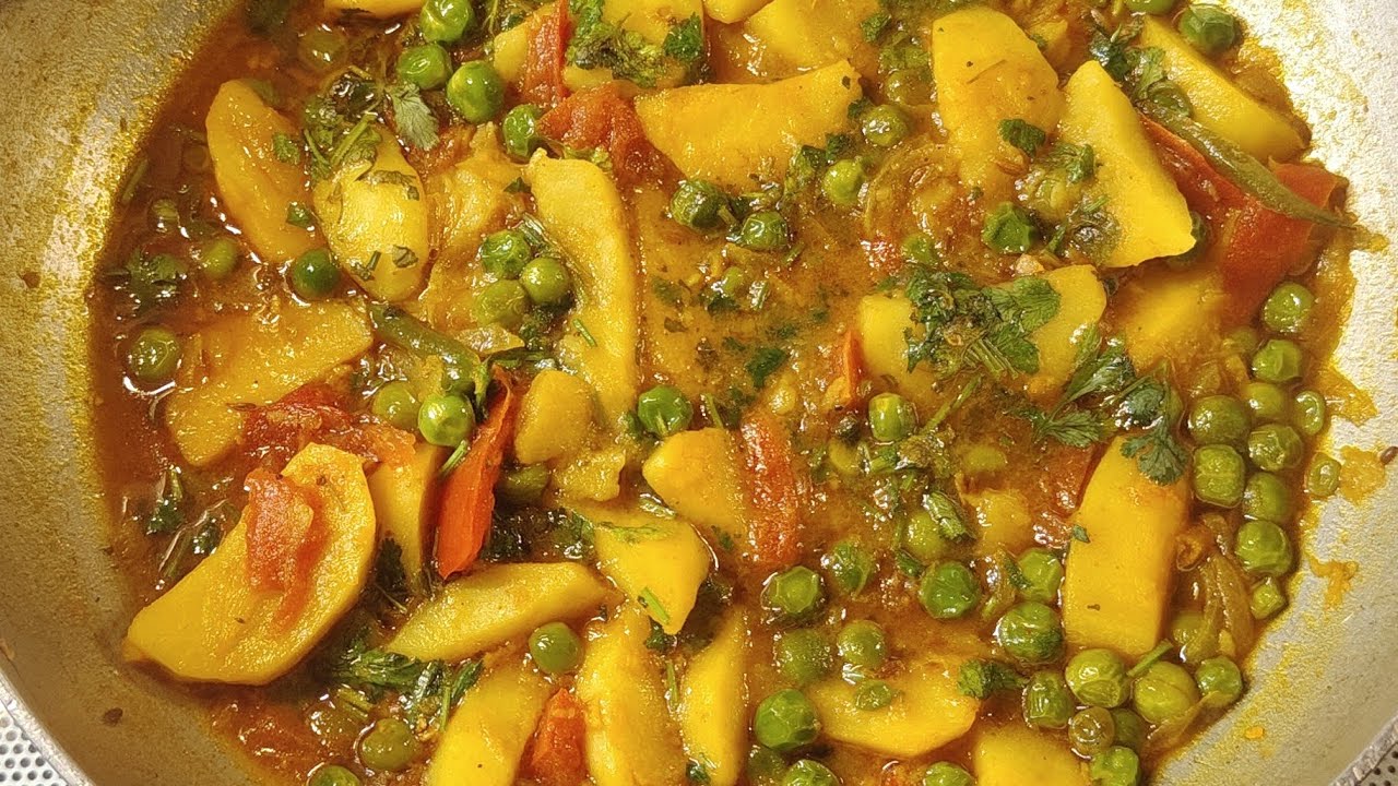 Matar Aloo Tamatar ki Tasty Sabji 😋