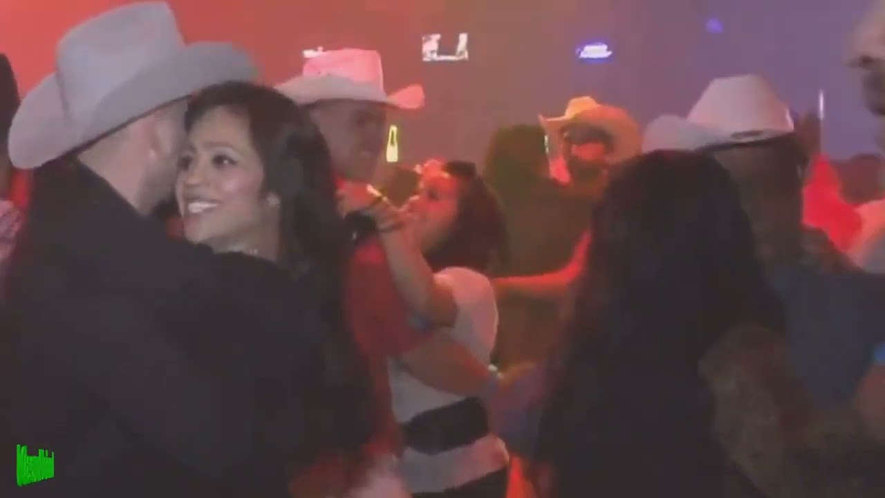 CORRIDAZOS AL ESTILO TIERRA CALIENTE Y BAILE  !!!!